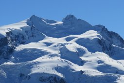 Bergklub: Dufourspitze (4634 m.ü.M.)